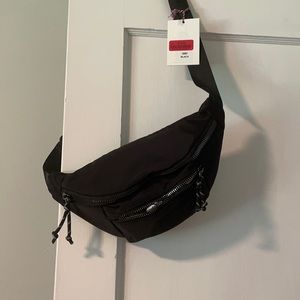 COPY - Black Fanny pack NWT